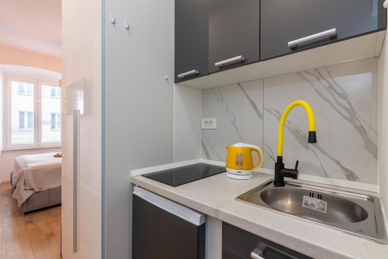 Apartments & Rooms Six غييكا المظهر الخارجي الصورة